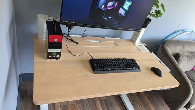 As a standing desk connoisseur, I'm happy to crown our new best budget and compact motorized gaming desks